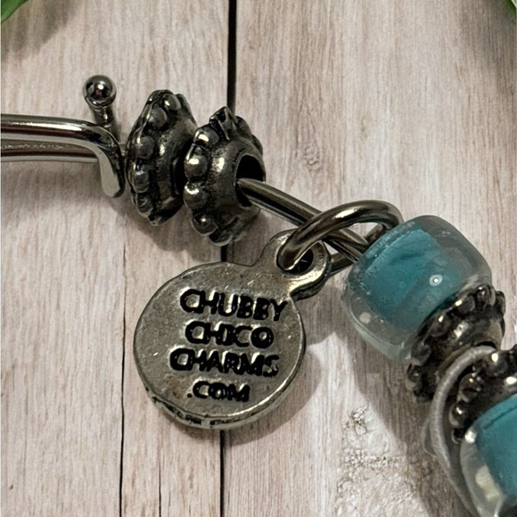 🛍️ 3 for $15 🛍️ Chubby Chico Charms Bracelet Adjustable - Picture 3 of 3